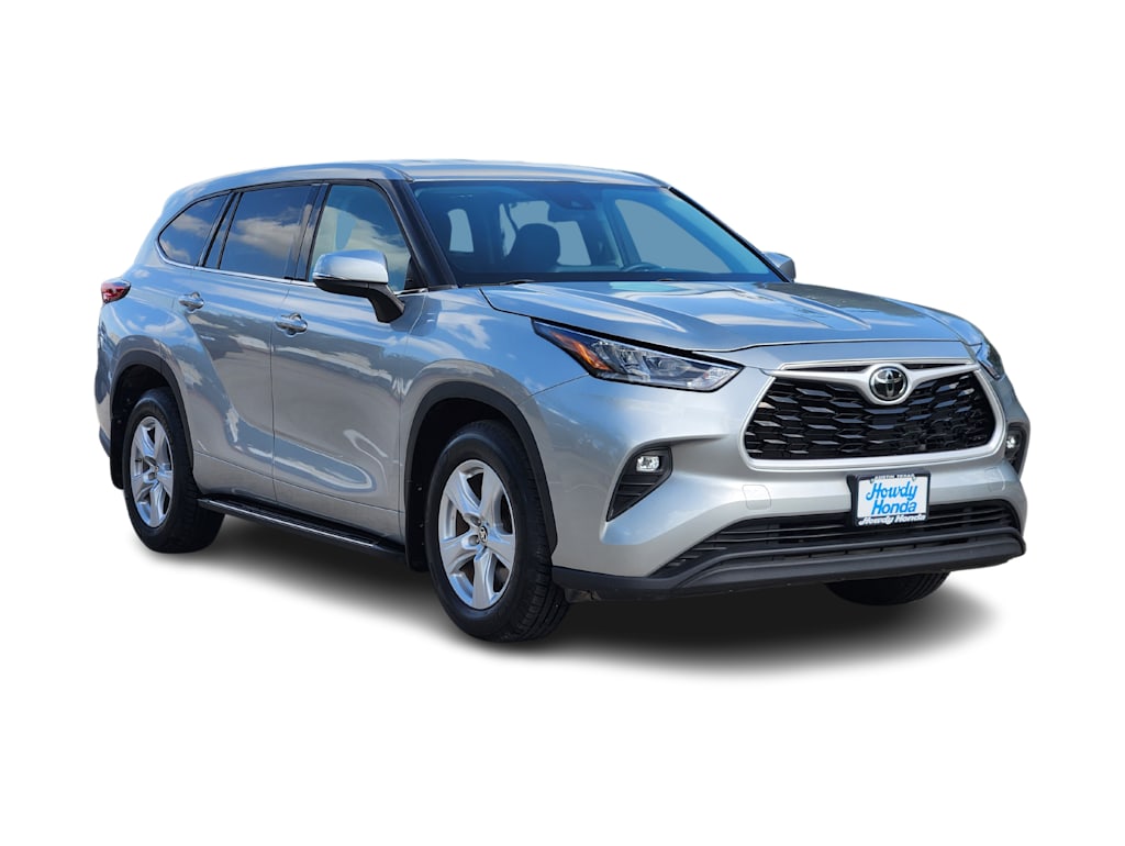 Thumbnail: 2021 Toyota Highlander - 17