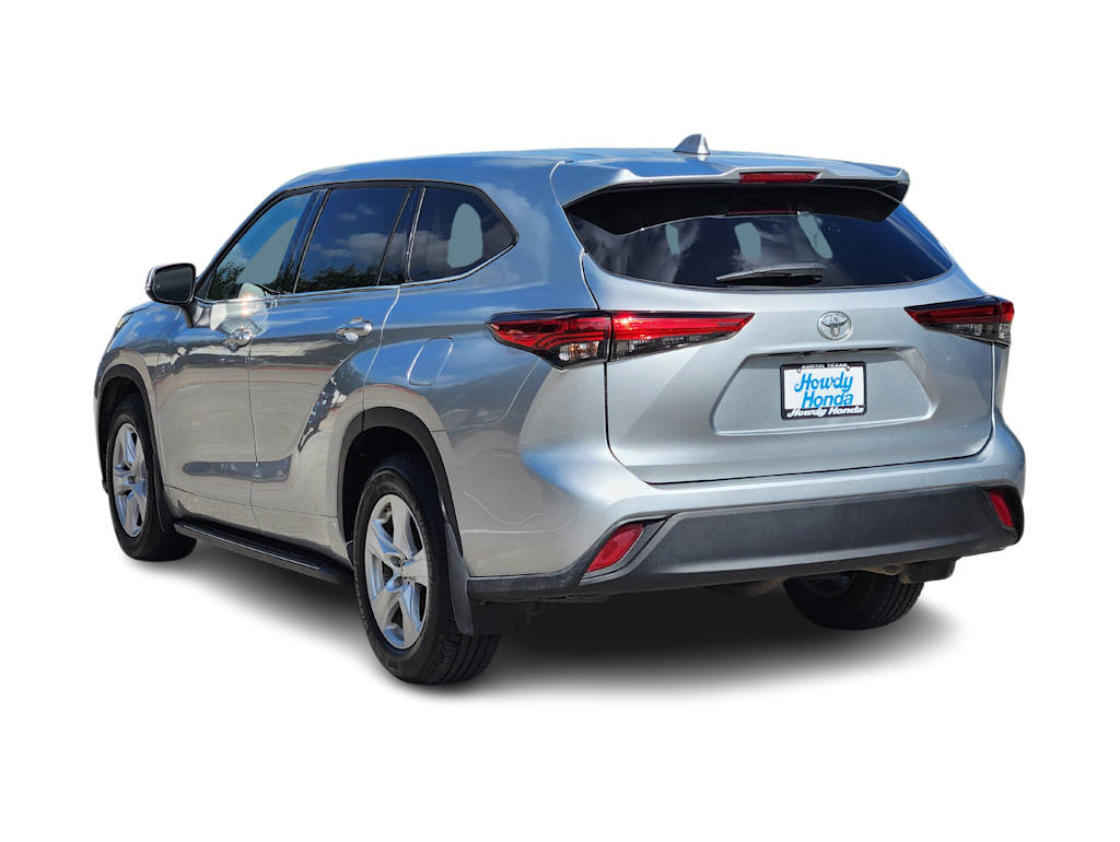 Thumbnail: 2021 Toyota Highlander - 4