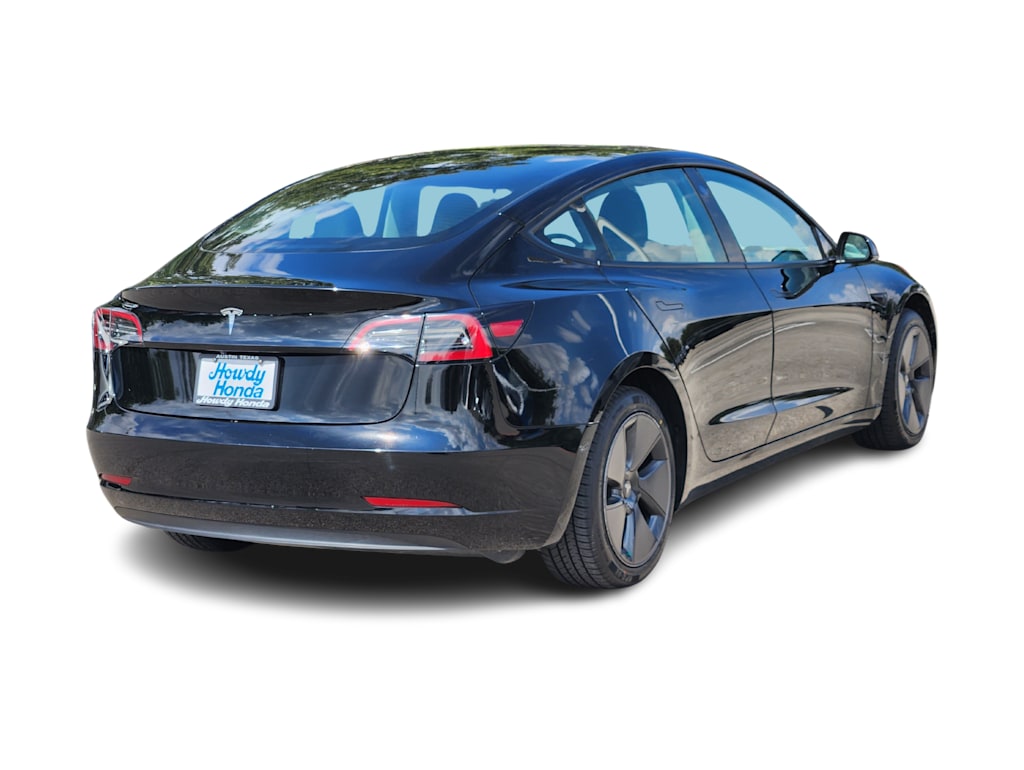 Thumbnail: 2023 Tesla Model 3 - 17