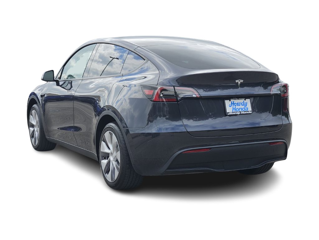 Thumbnail: 2024 Tesla Model Y - 4