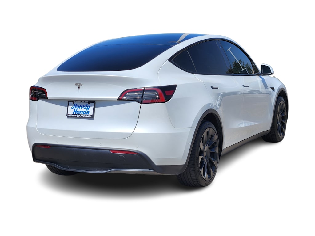 Thumbnail: 2022 Tesla Model Y - 17
