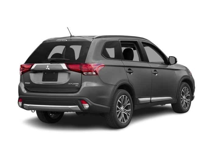 Thumbnail: 2016 Mitsubishi Outlander - 16