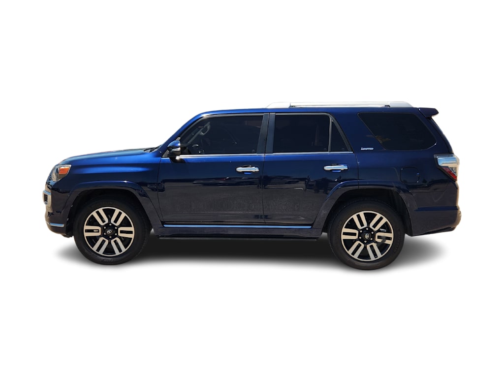 Thumbnail: 2015 Toyota 4Runner - 3