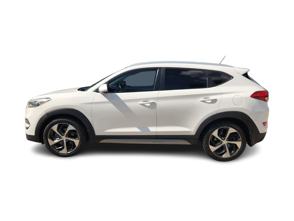 Thumbnail: 2017 Hyundai Tucson - 3