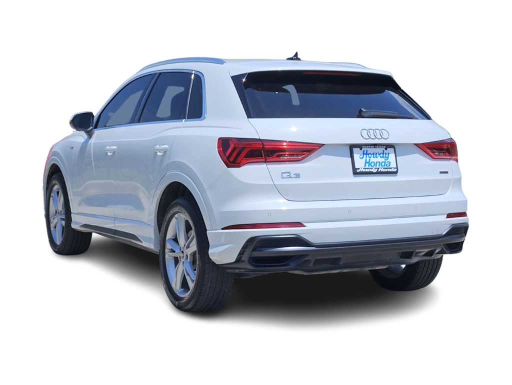 Thumbnail: 2022 Audi Q3 - 4