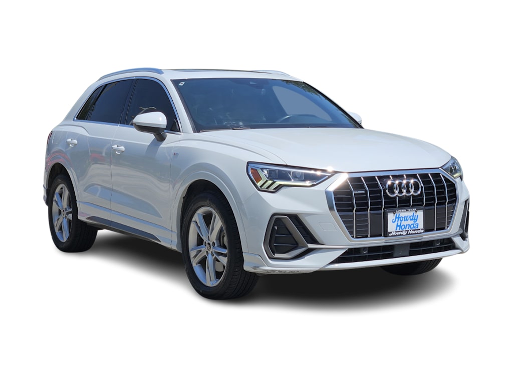 Thumbnail: 2022 Audi Q3 - 18