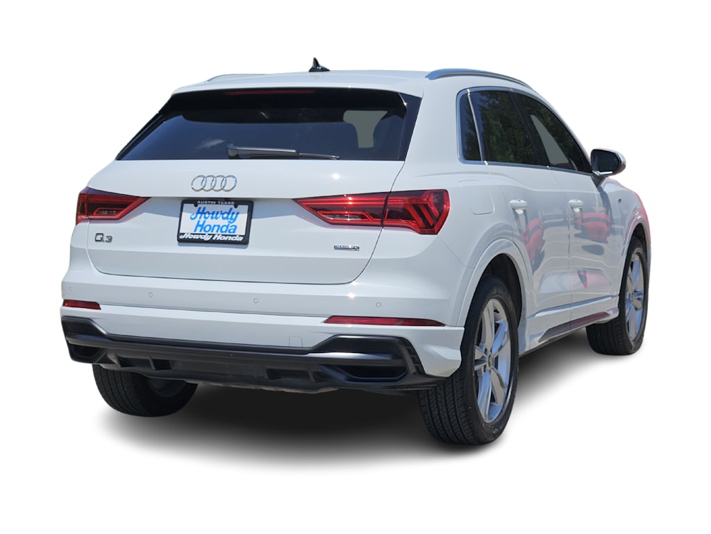 Thumbnail: 2022 Audi Q3 - 19