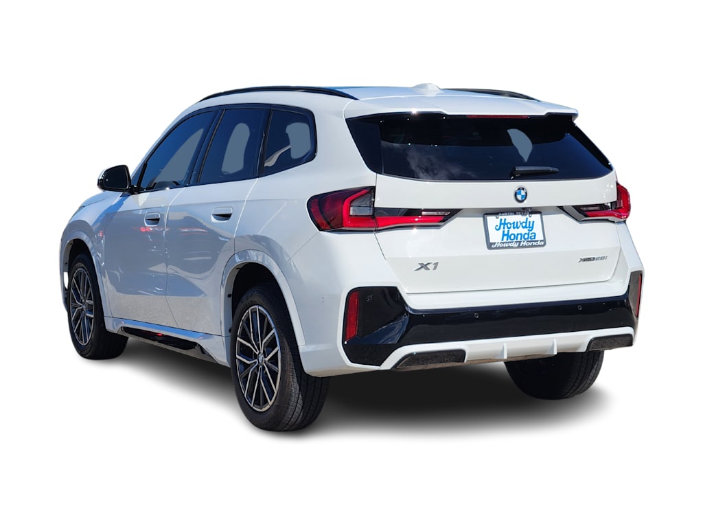 Thumbnail: 2023 BMW X1 - 4