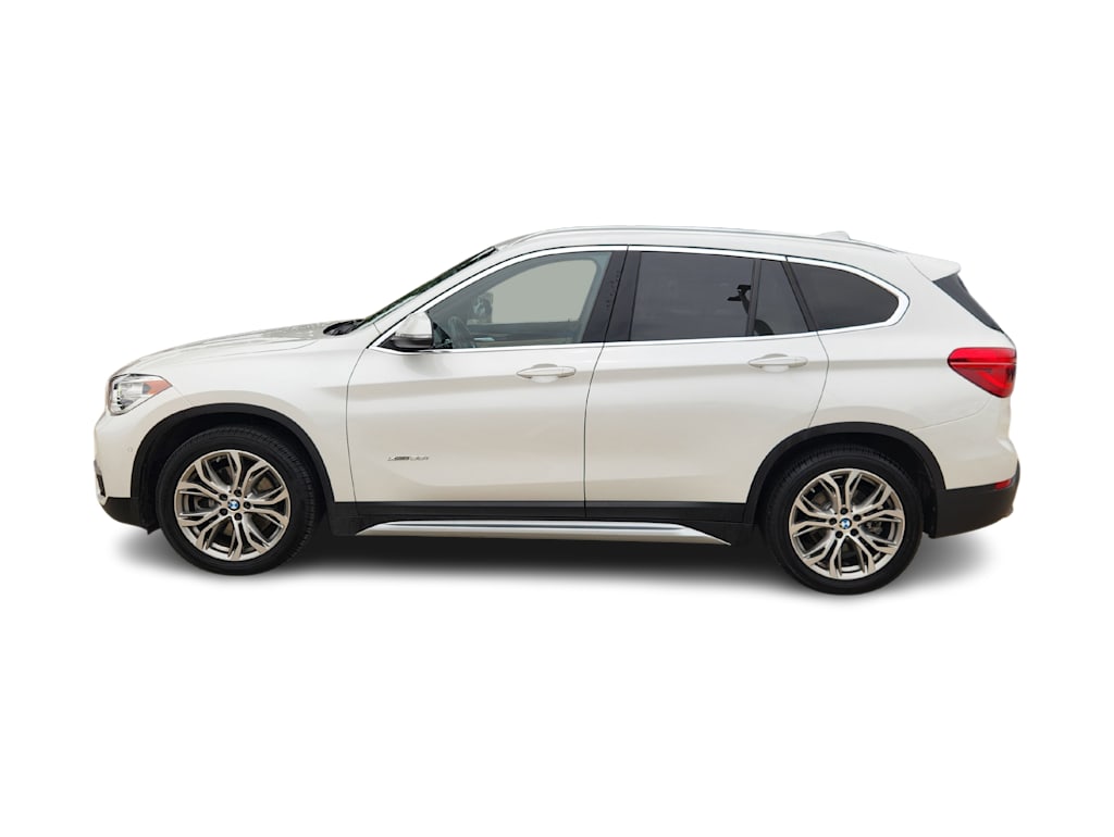 Thumbnail: 2017 BMW X1 - 3