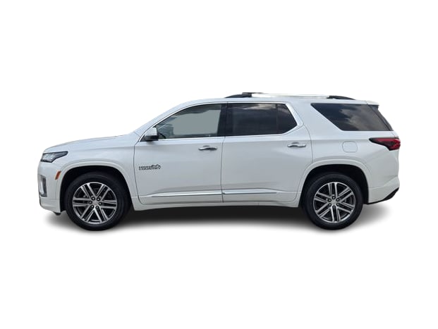 Thumbnail: 2022 Chevrolet Traverse - 3