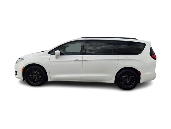 Thumbnail: 2020 Chrysler Pacifica - 3