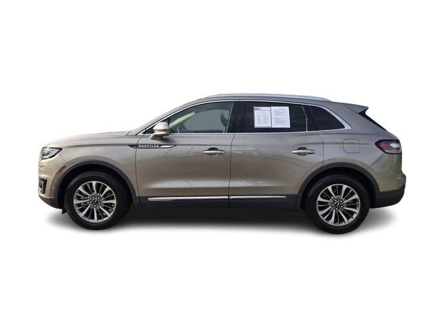 Thumbnail: 2020 Lincoln Nautilus - 3