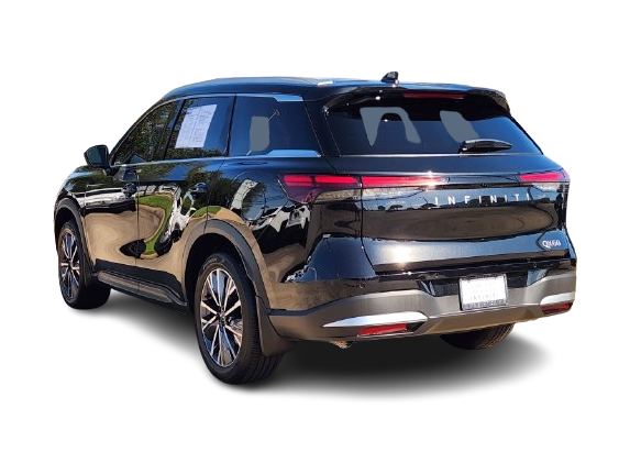 Thumbnail: 2027 INFINITI QX60 - 4