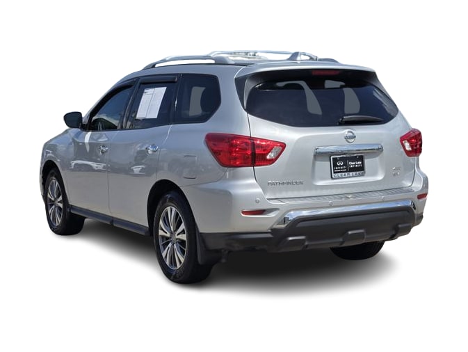 Thumbnail: 2020 Nissan Pathfinder - 4