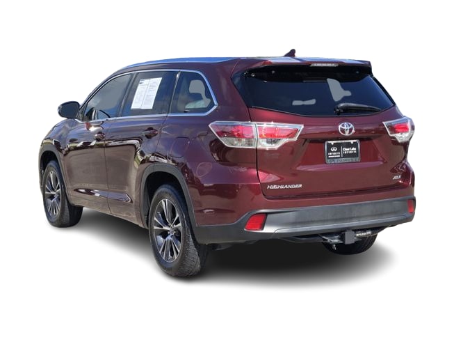 Thumbnail: 2016 Toyota Highlander - 4