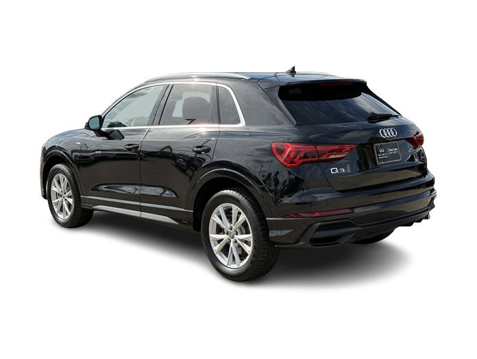 Thumbnail: 2021 Audi Q3 - 4