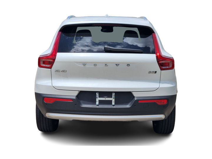 Thumbnail: 2025 Volvo XC40 - 5