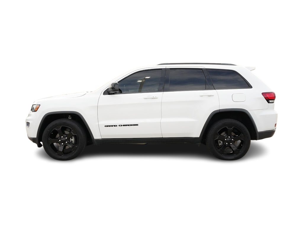 Thumbnail: 2018 Jeep Grand Cherokee - 3