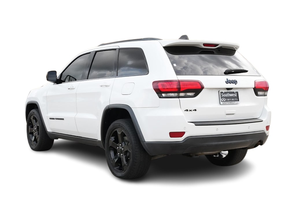 Thumbnail: 2018 Jeep Grand Cherokee - 4