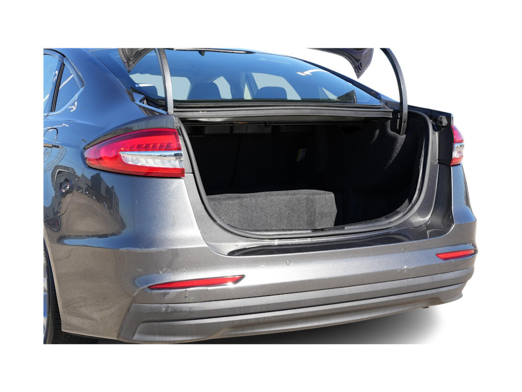 Thumbnail: 2020 Ford Fusion - 18