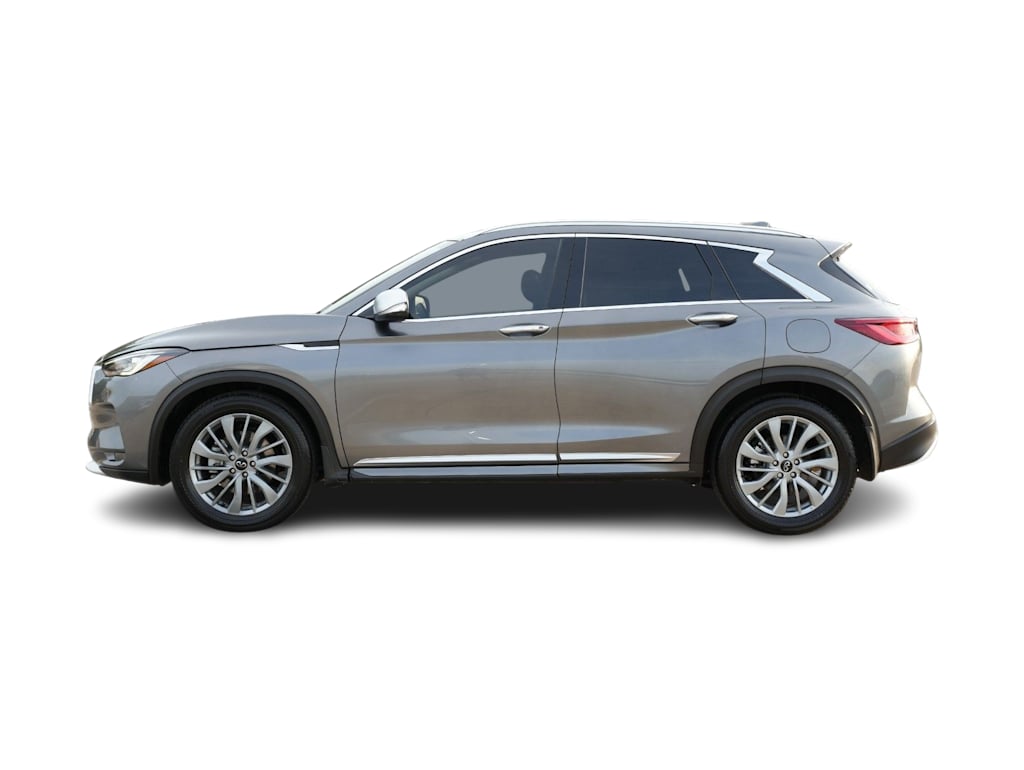 Thumbnail: 2025 INFINITI QX50 - 3