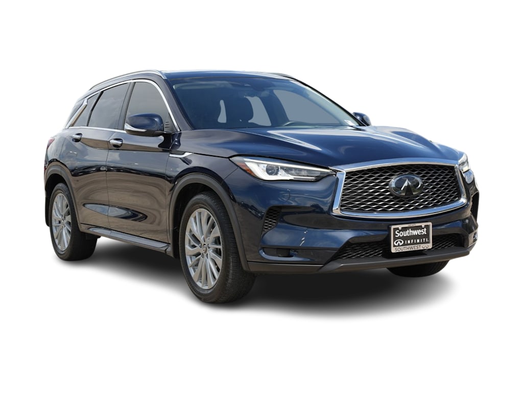 Thumbnail: 2023 INFINITI QX50 - 18