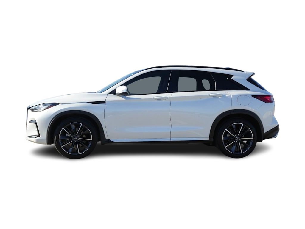 Thumbnail: 2025 INFINITI QX50 - 3