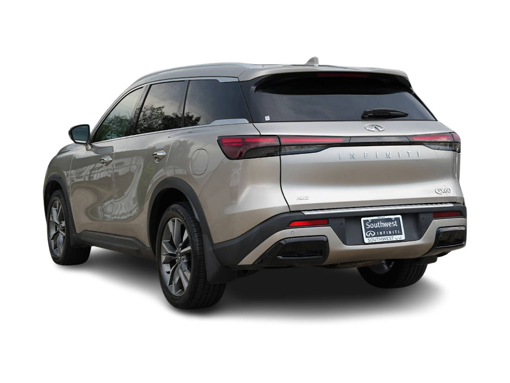Thumbnail: 2023 INFINITI QX60 - 4