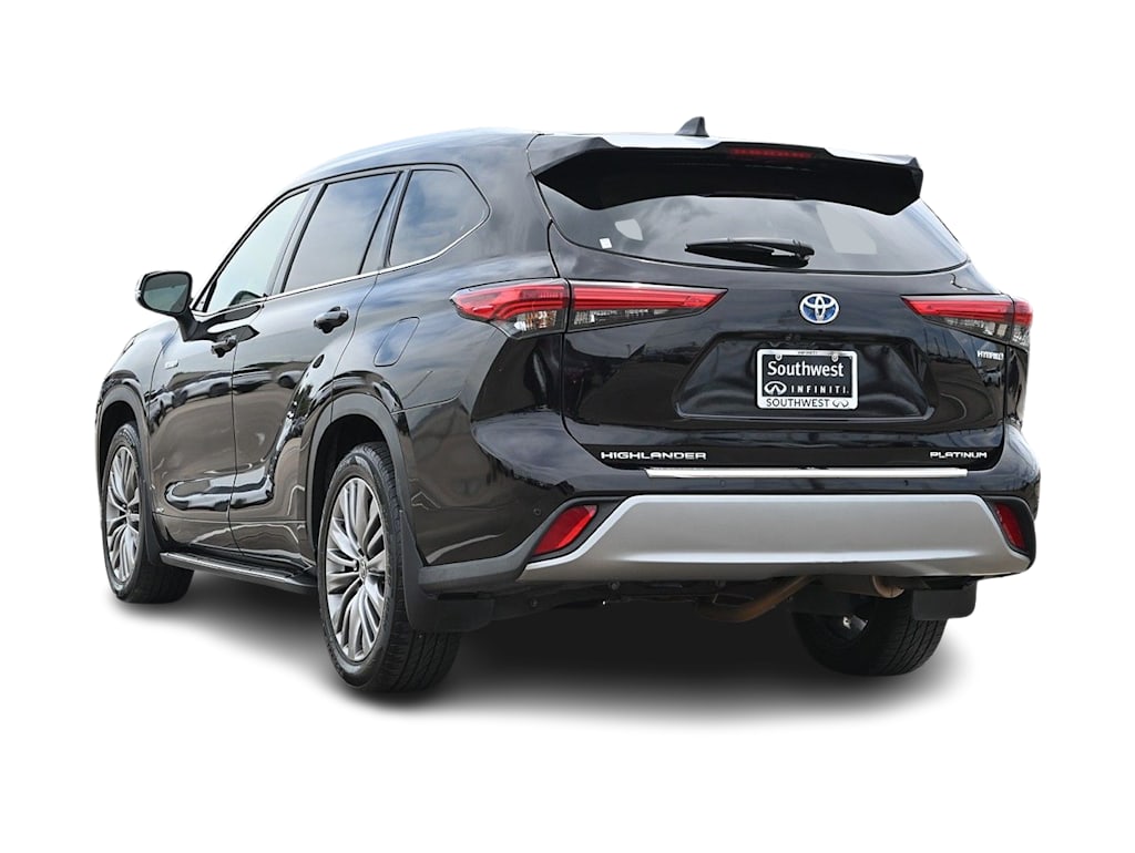 Thumbnail: 2021 Toyota Highlander - 4