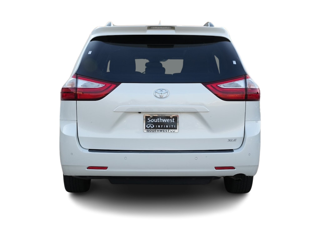 Thumbnail: 2018 Toyota Sienna - 5