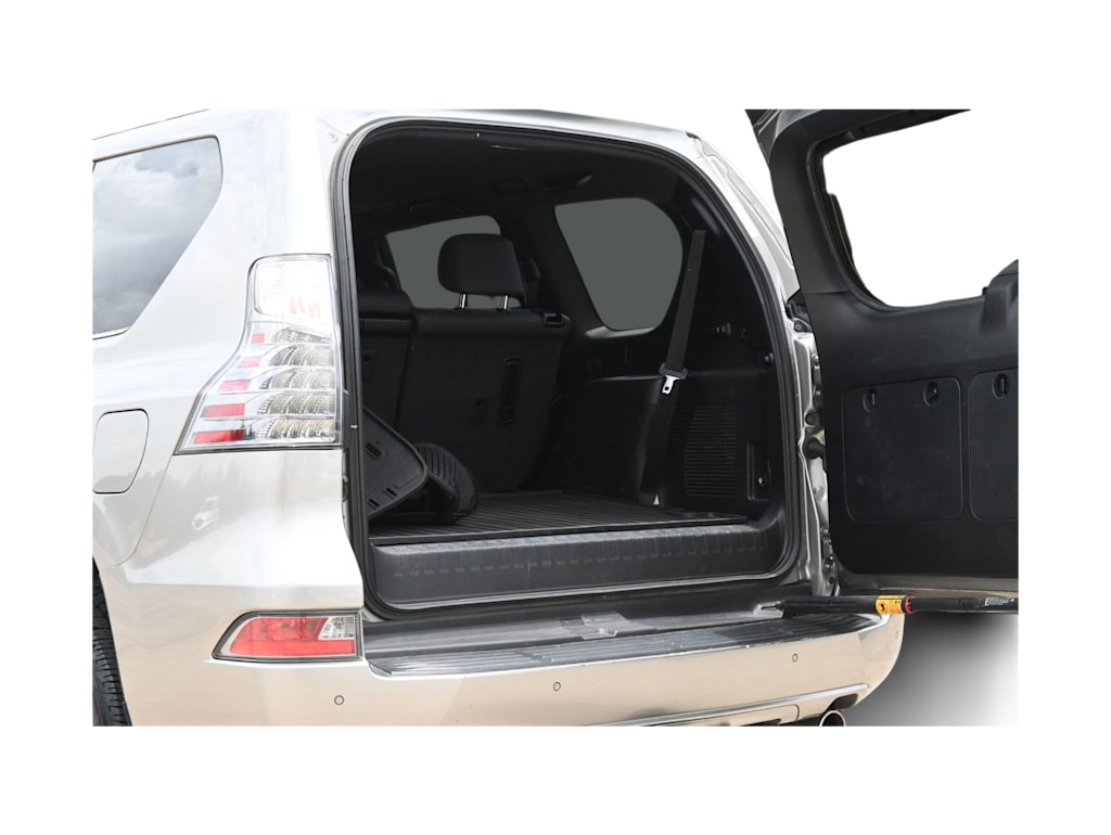 Thumbnail: 2020 Lexus GX - 17