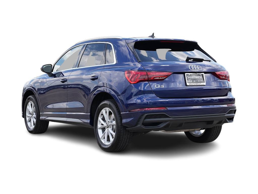 Thumbnail: 2025 Audi Q3 - 4