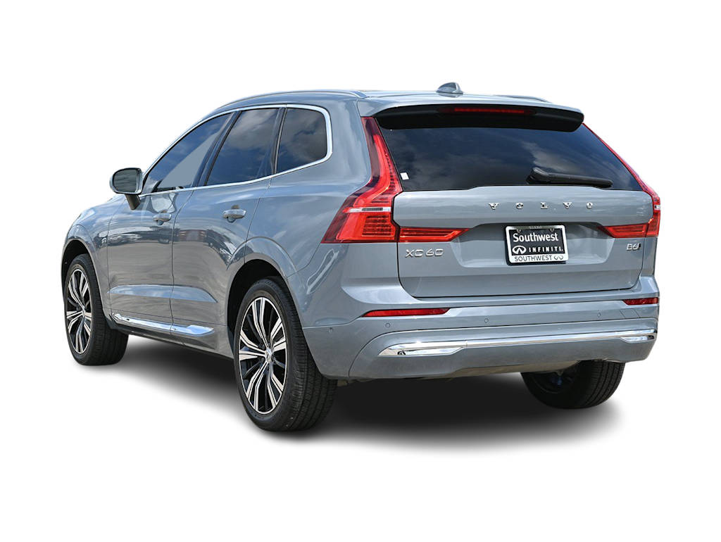 Thumbnail: 2022 Volvo XC60 - 4