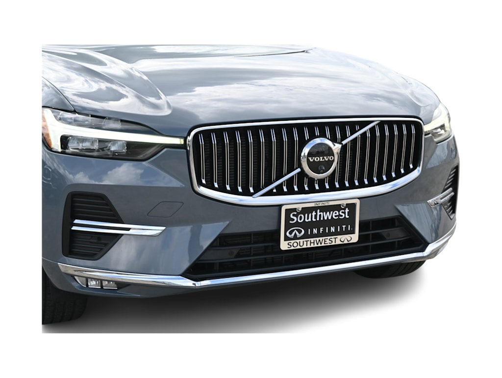 Thumbnail: 2022 Volvo XC60 - 28