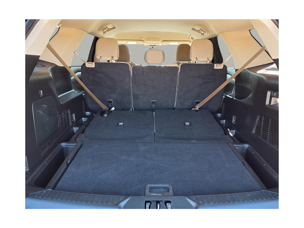 Thumbnail: 2021 Ford Explorer - 18