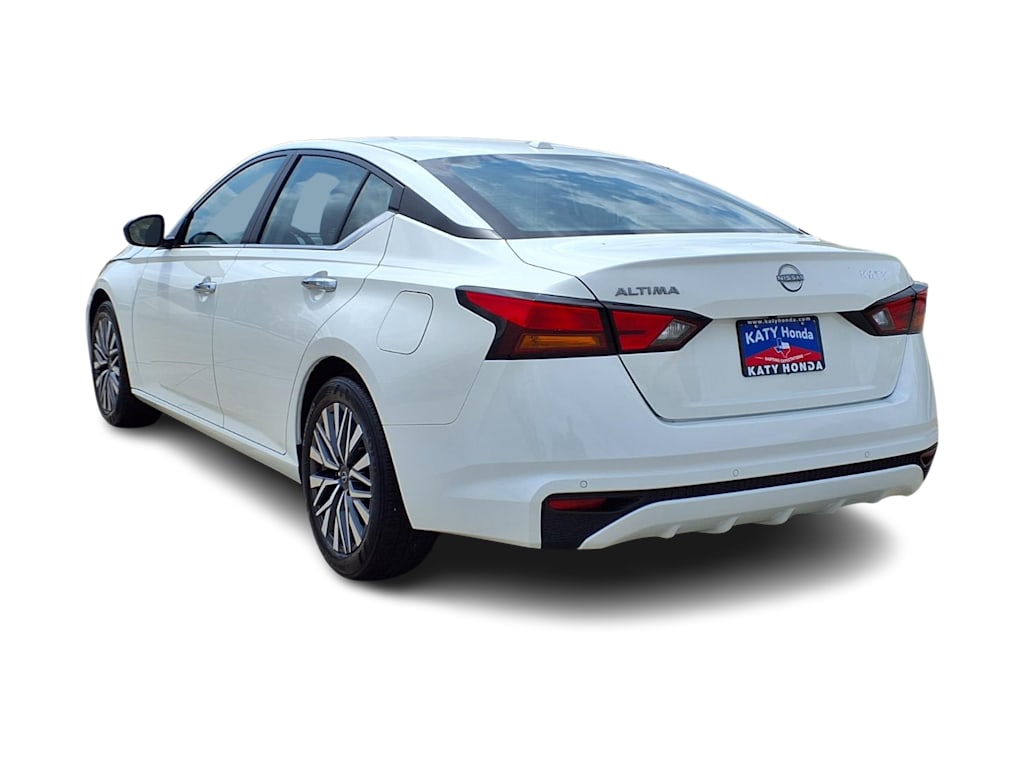 Thumbnail: 2025 Nissan Altima - 4