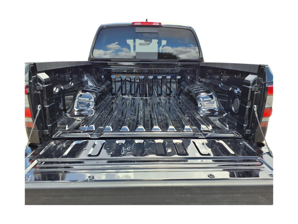 Thumbnail: 2025 Nissan Frontier - 17