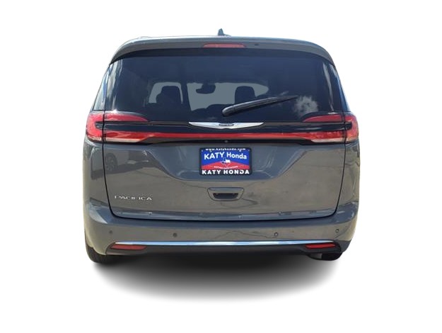 2022 Chrysler Pacifica Touring L 5