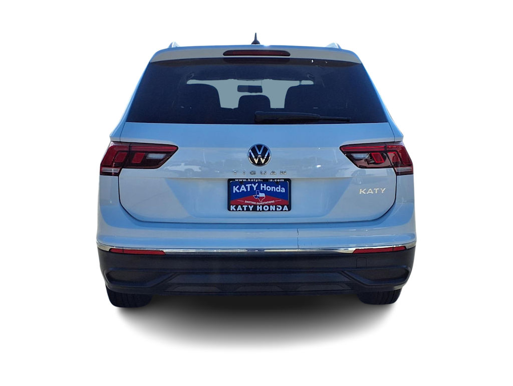 Thumbnail: 2022 Volkswagen Tiguan - 5