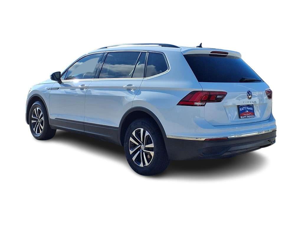 Thumbnail: 2022 Volkswagen Tiguan - 4