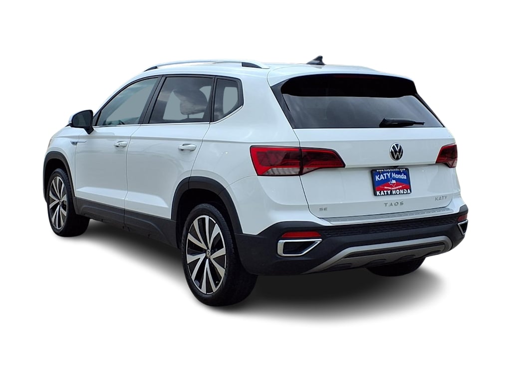 Thumbnail: 2022 Volkswagen Taos - 4