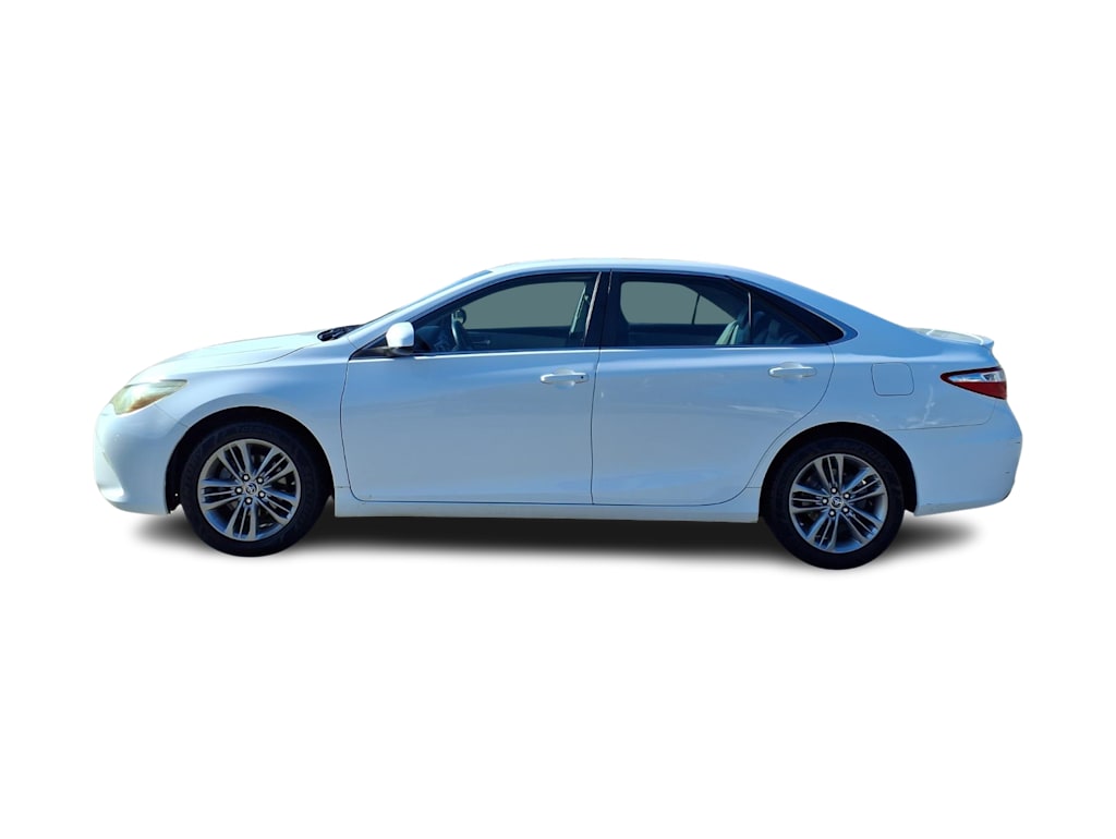 Thumbnail: 2016 Toyota Camry - 3