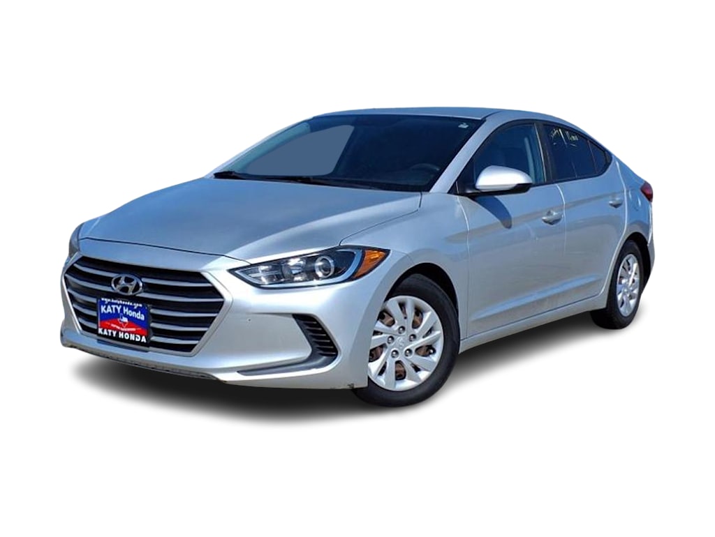 Used 2017 Hyundai Elantra SE with VIN 5NPD74LF6HH126754 for sale in Hudson, WI