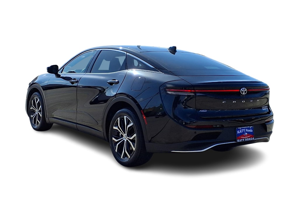 Thumbnail: 2023 Toyota Crown - 4