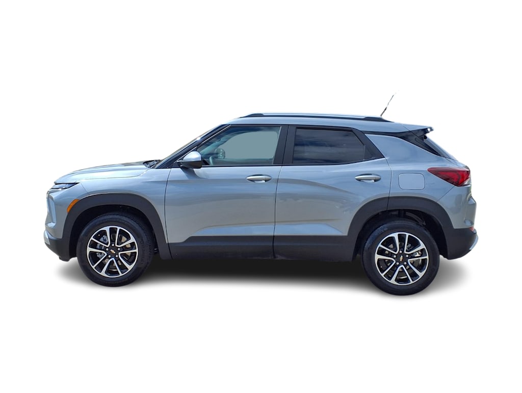 Thumbnail: 2025 Chevrolet TrailBlazer - 3