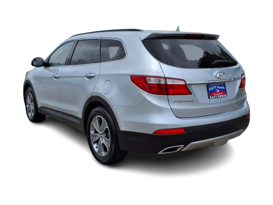 2016 Hyundai Santa Fe SE 4