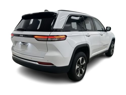 Thumbnail: 2024 Jeep Grand Cherokee - 12
