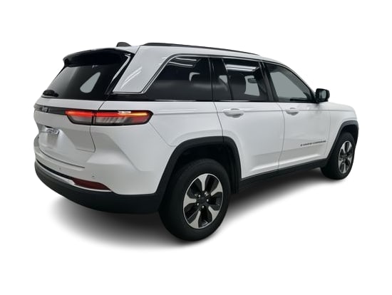 Thumbnail: 2024 Jeep Grand Cherokee - 13