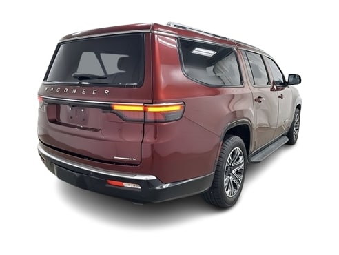 Thumbnail: 2023 Jeep Wagoneer - 12