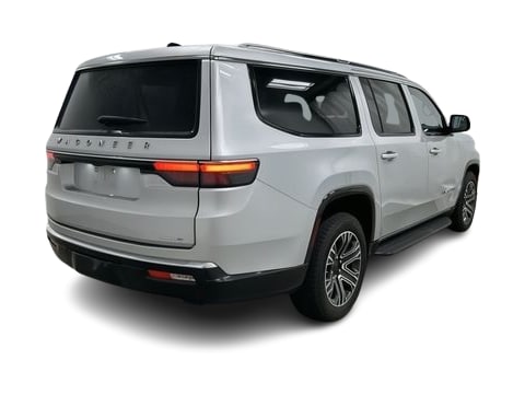 Thumbnail: 2024 Jeep Wagoneer - 14